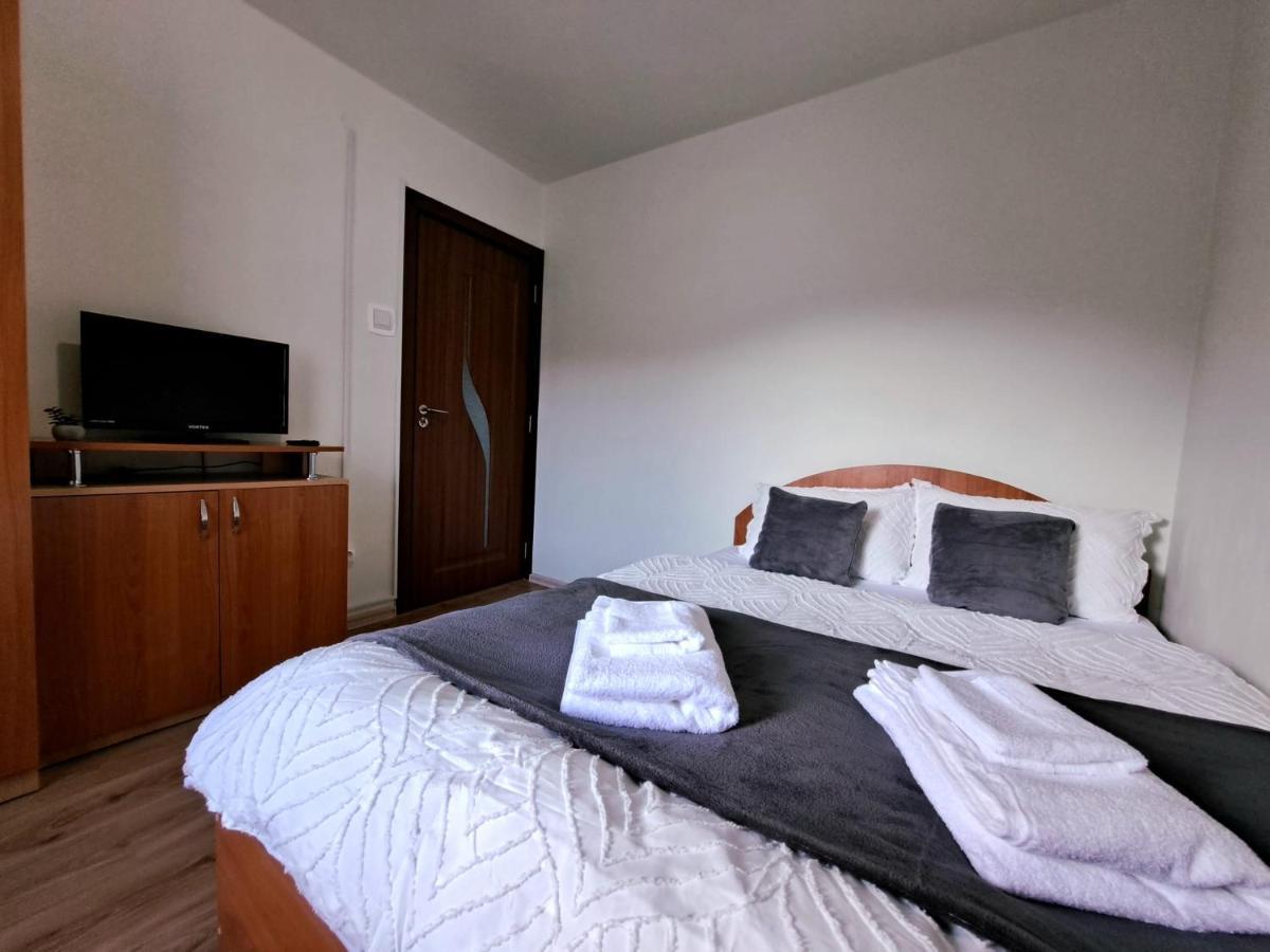 Aviliz Apartament Busteni Exterior photo